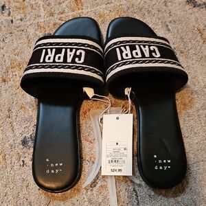 "Capri" Black and White/Natural Slide Sandals Sz 9